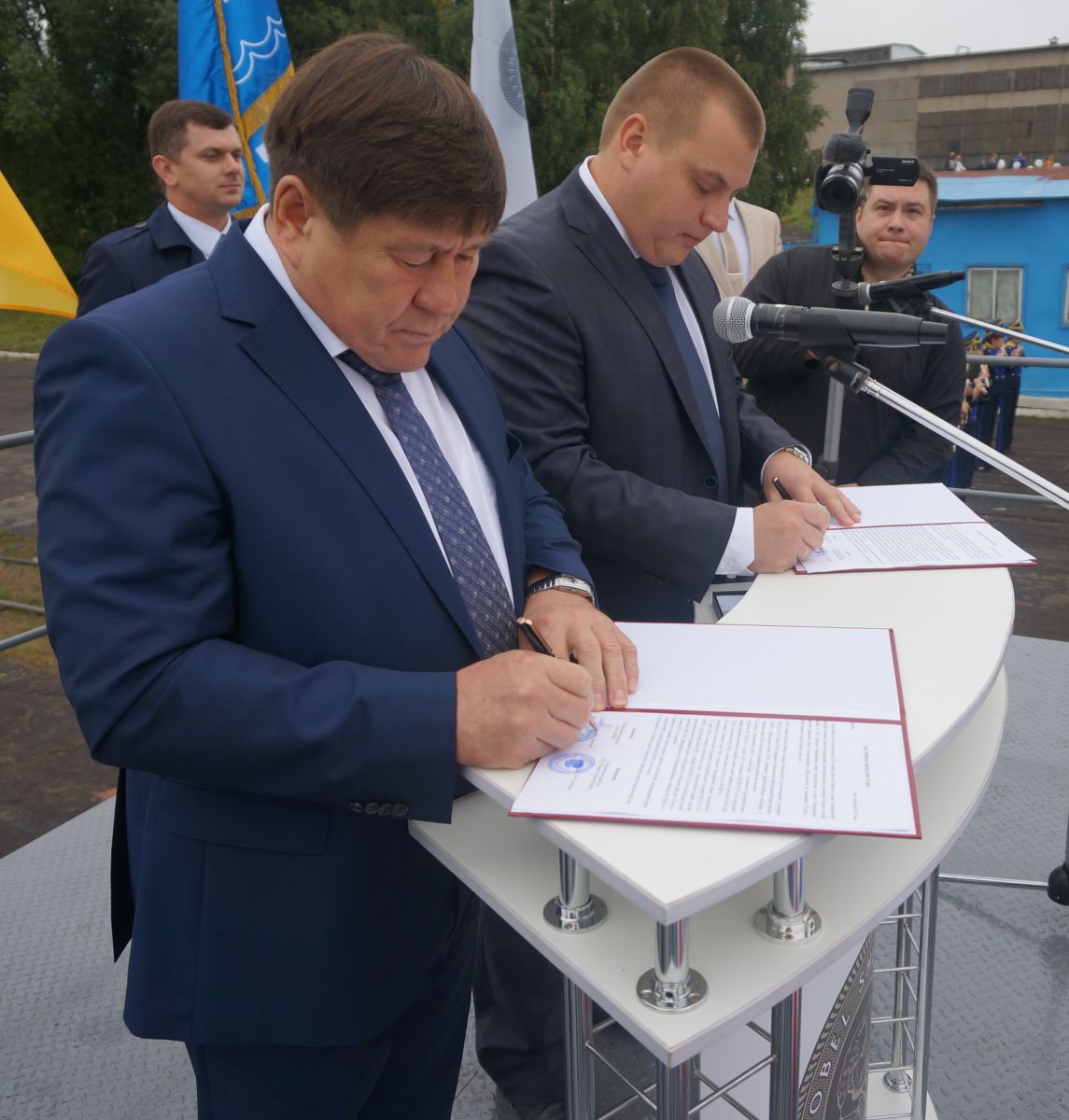 момент подписания