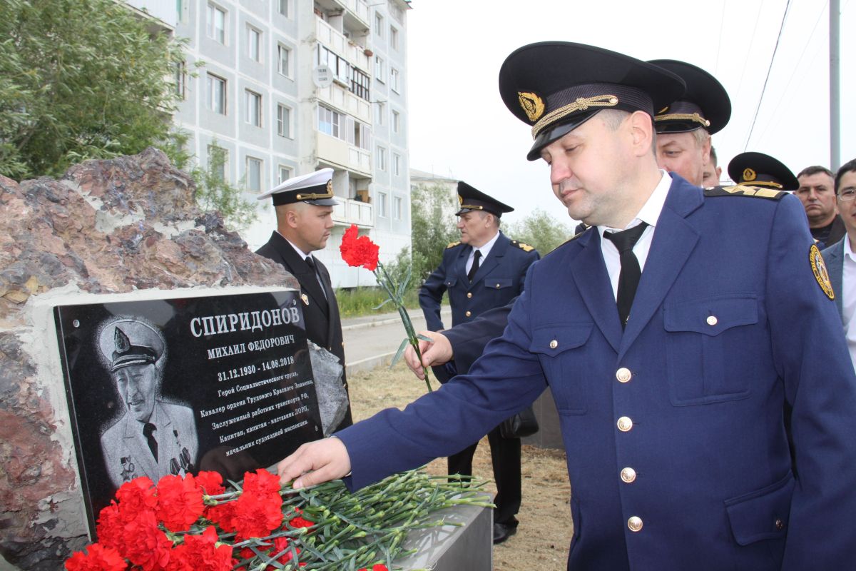 спиридонов бадин