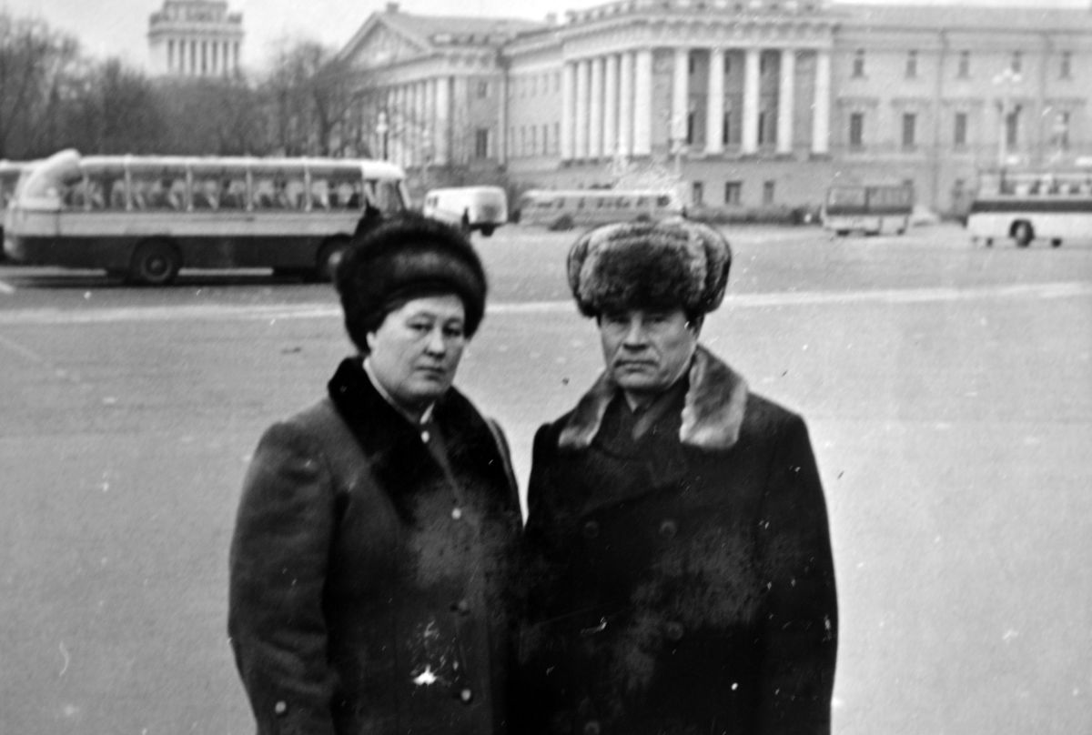 галина васильевна и александр николаевич ларионовы