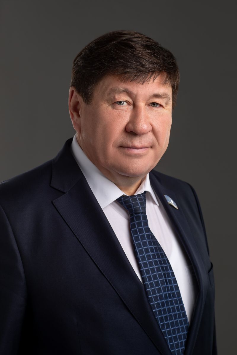 фото гд в пиджаке