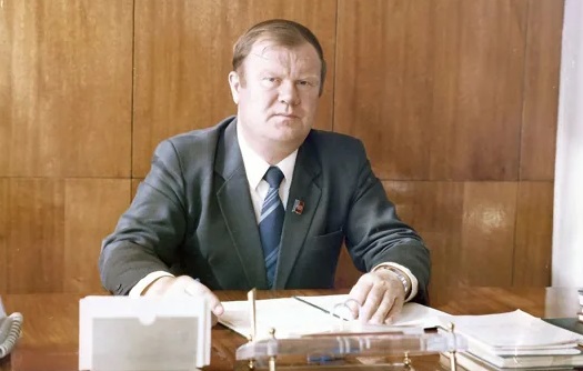 К 85-летию Евгения Леонидовича Чистякова