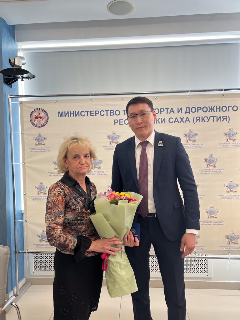 Шкипер баржи Лариса Пшеничная удостоена высокой награды