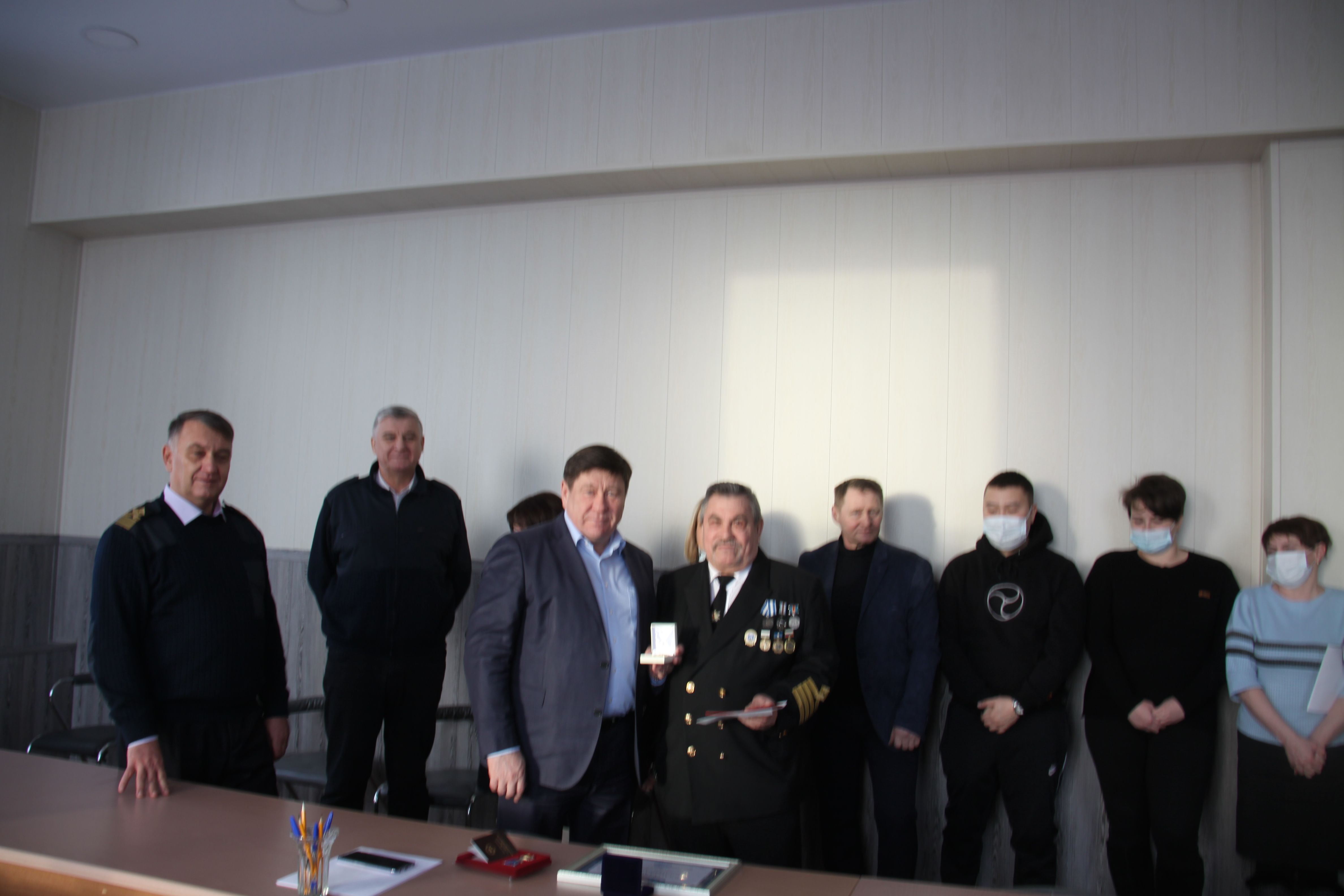 В Жатае награждены командиры судов