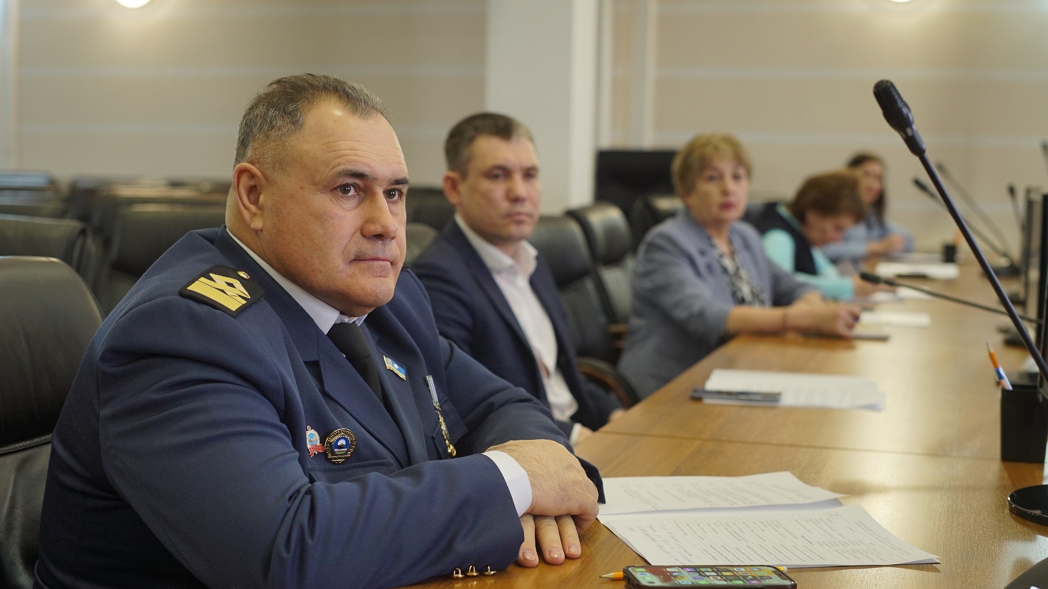 Директор ЖСРЗ Александр Азаров принял участие во встрече глав поселений Усть-Майского района с Министром внутренних дел по РС (Я)