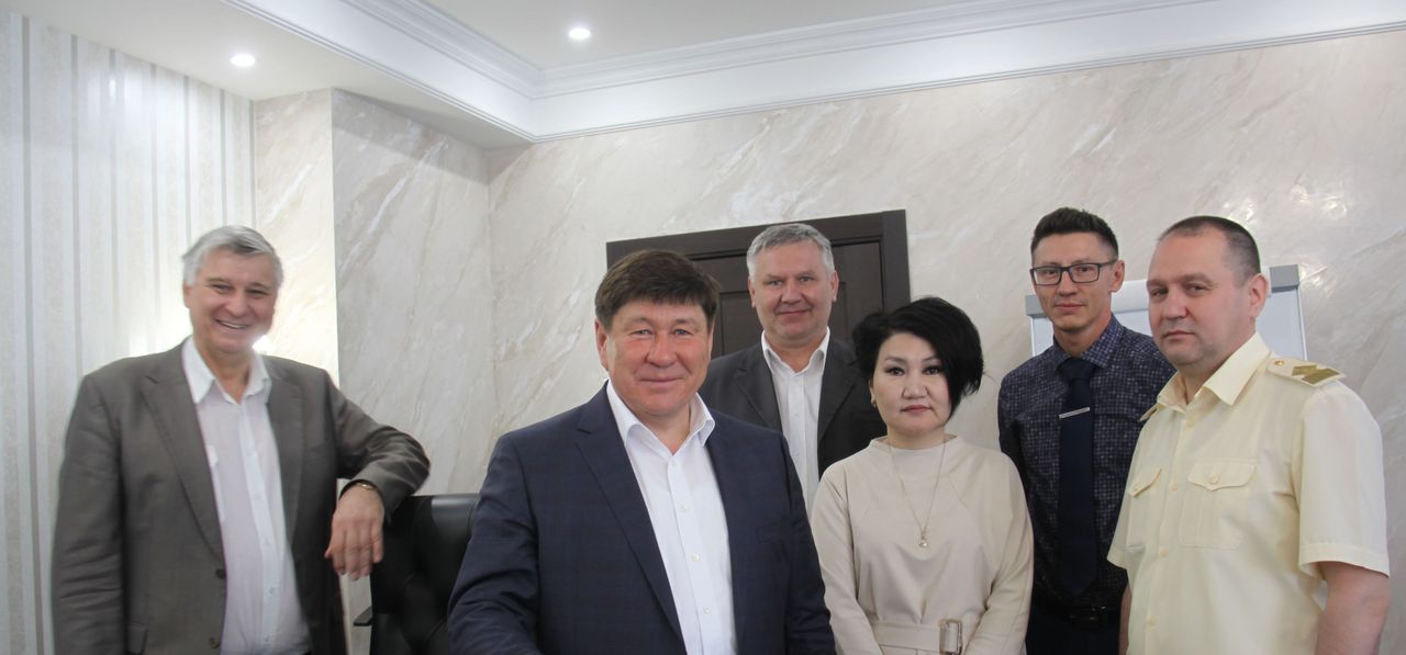 Коллектив ЛОРПа поздравляет Сергея Ларионова