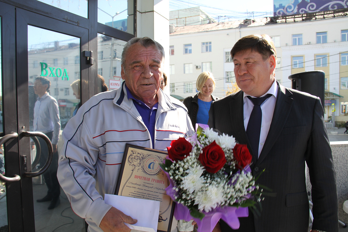 Он остаётся лучшим капитаном. В.М. Лисовскому 80 лет!