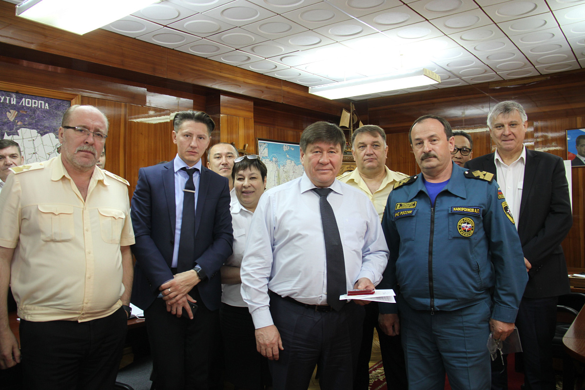 Сергей Ларионов награжден медалью «За содружество во имя спасения»